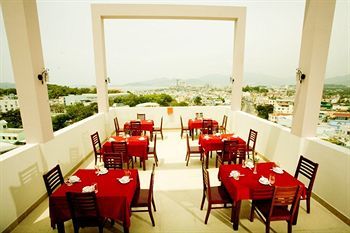 Khách sạn Ngọc Hồng Nha Trang Ngoại thất bức ảnh